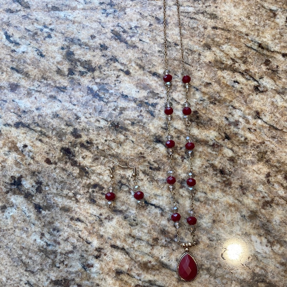 Necklace And Earring Set